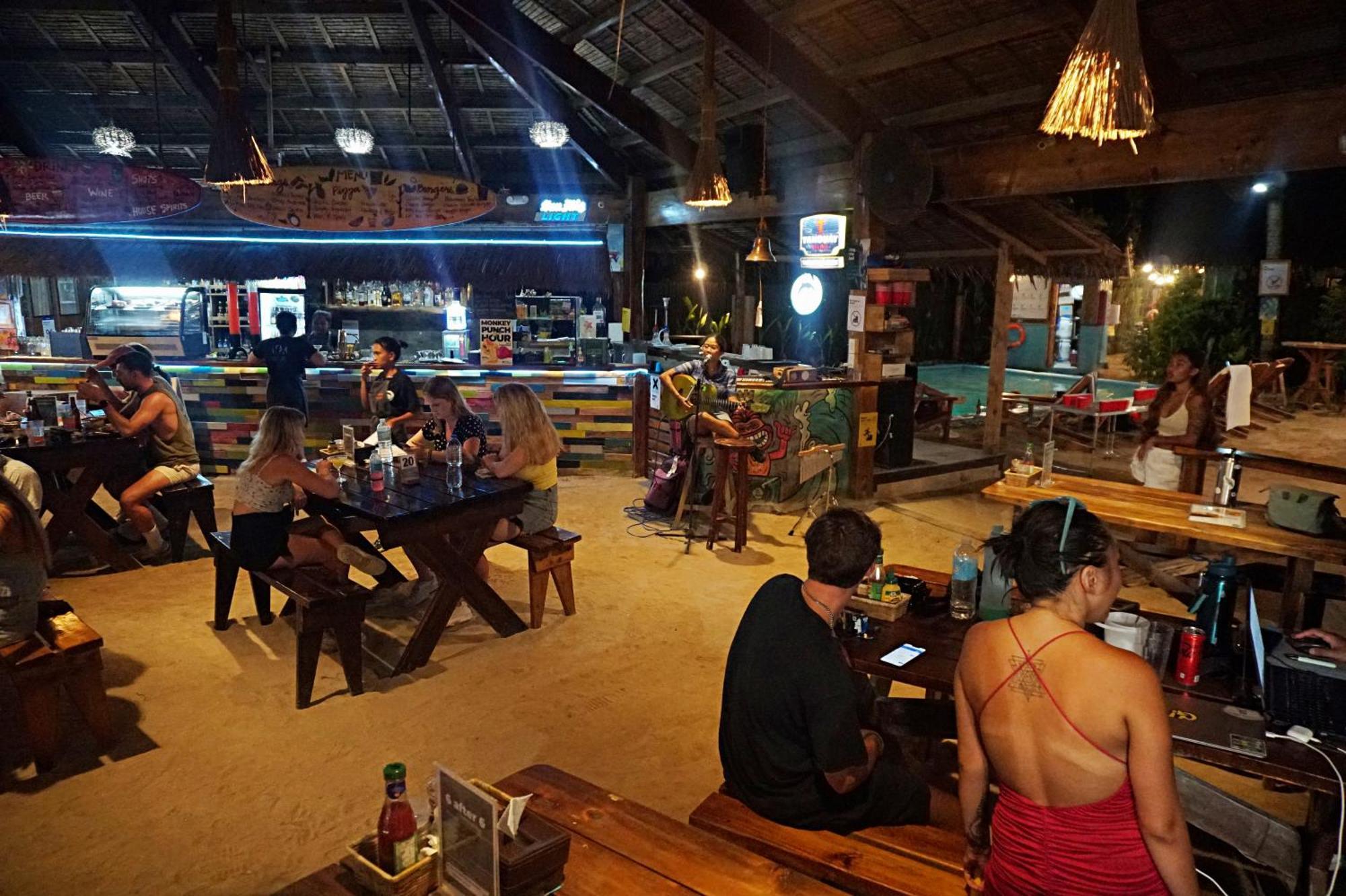 Mad Monkey Hostel Siargao (Adults Only) General Luna  Exterior foto